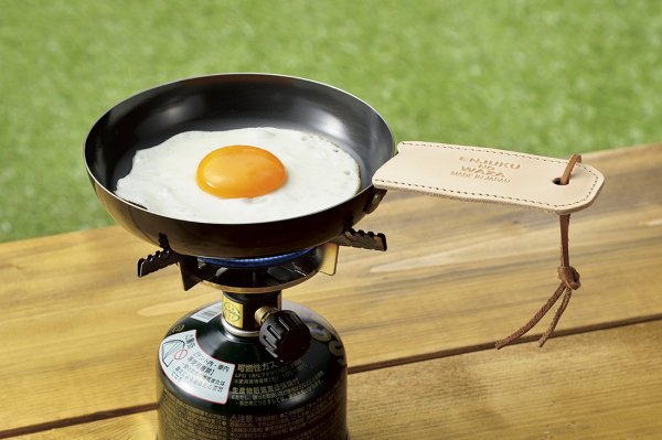 画像3: 燕熟の技　プロスタイルフライパン16cm（レザーカバー付） (3)